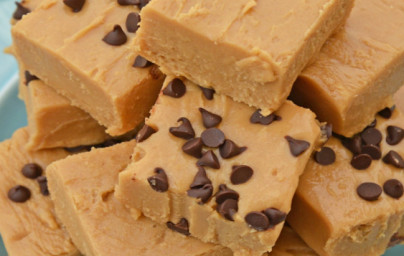 LCHF fudge z arašidovim maslom